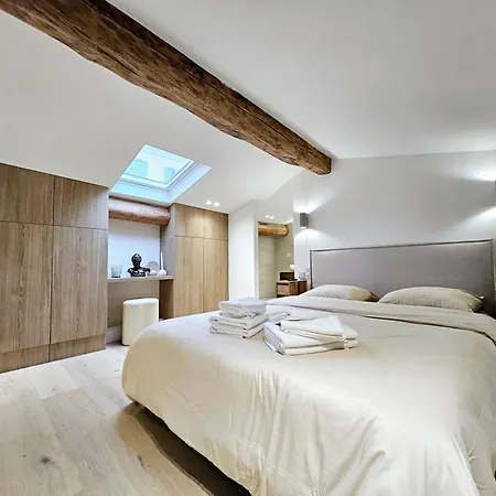 Lägenhet Le Lacan - Proche Du Port Antibes